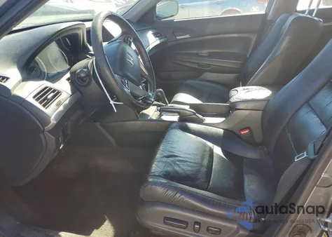 2011 Honda Accord Se from USA, damaged, VIN 1HGCP2F68BA018132